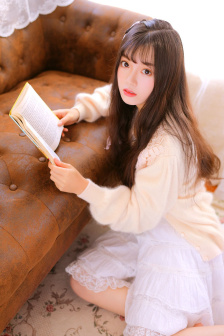 谁能相倚