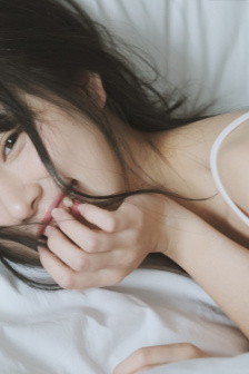 每日话题!把腿再张大点就可以吃到扇贝了